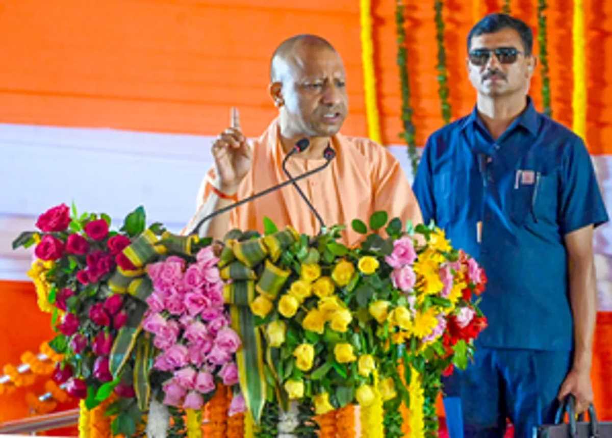 दीपावली पर मुख्यमंत्री योगी ने दिया तोहफा, निराश्रित महिलाओं को मिली पेंशन